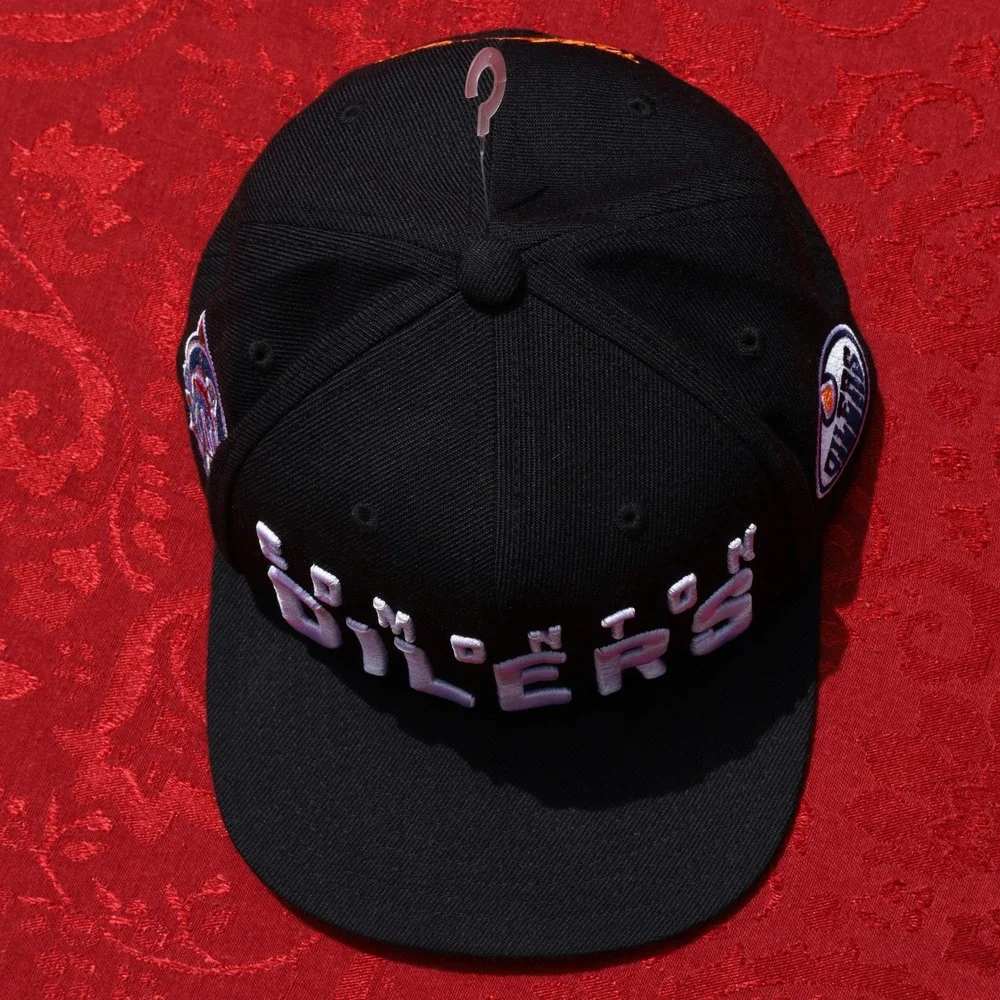 Mitchell & Ness Edmonton Oilers Hat Mens OSFM Black Excellent NHL Snapback Cap